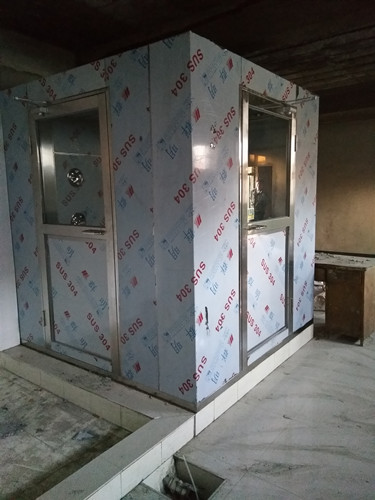 轉(zhuǎn)角風(fēng)淋室為何又叫異形風(fēng)淋室和L型風(fēng)淋室呢?