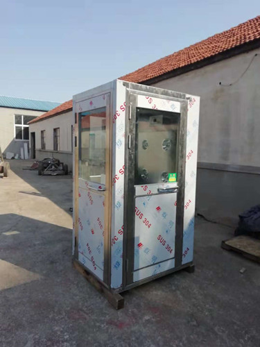 風(fēng)淋機由哪幾種配件組成？具有什么特點